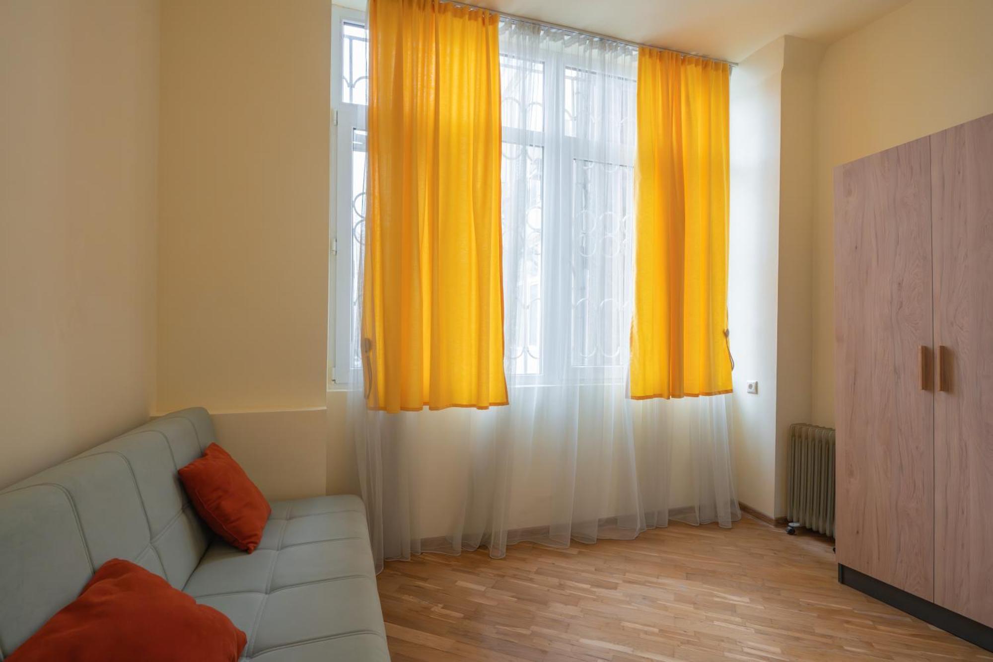Ris Central Apartments Yerevan Exterior photo